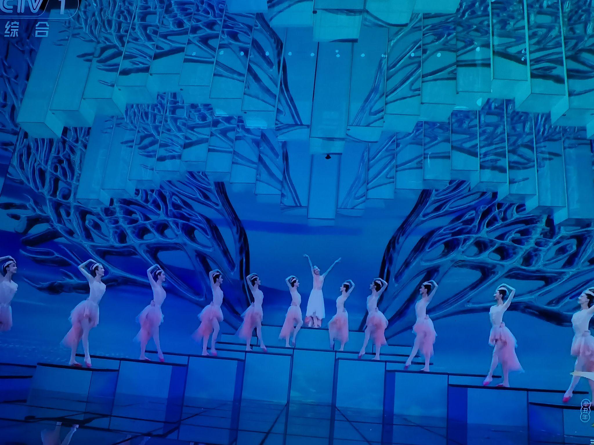 2021 年央视春晚中有哪些亮点?