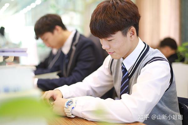 初中不上学学什么技术赚钱多