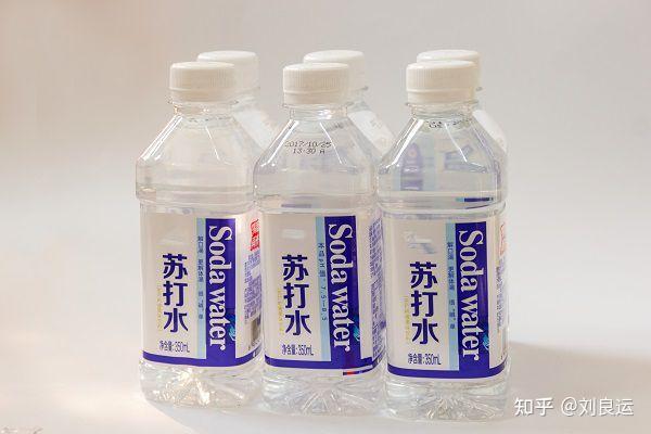 苏打水有利于排尿酸,但也有人不合适