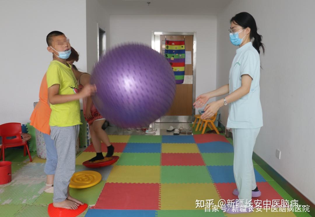 前庭、触觉、平衡感,航天员前庭训练特殊儿童也在用 - 知乎