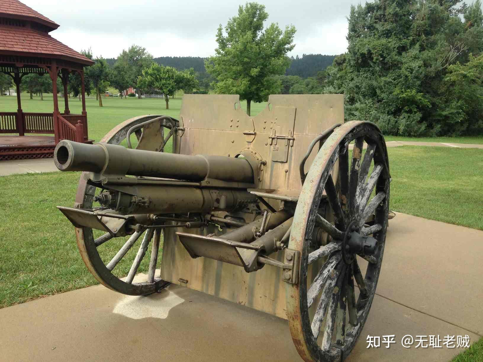 不幸的是,由于该新式75mm野战炮集合了当时所有的最新火炮技术(反冲