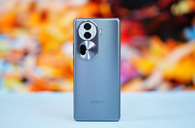 opporeno11五个月跌价701元确实很难不爱