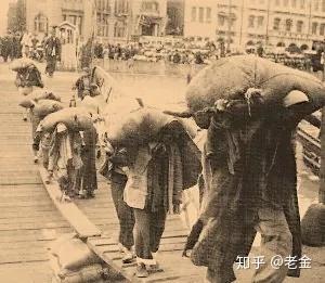 上海码头工人打扮.