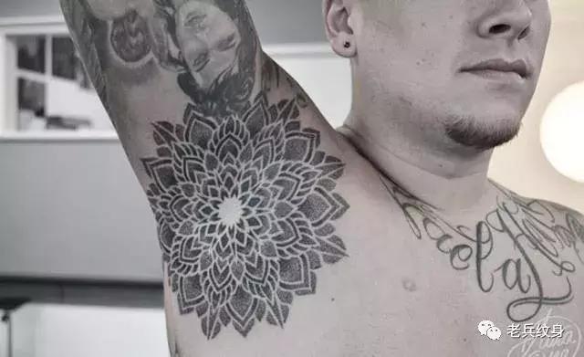 敢在腋下纹身的人都是些狠角色