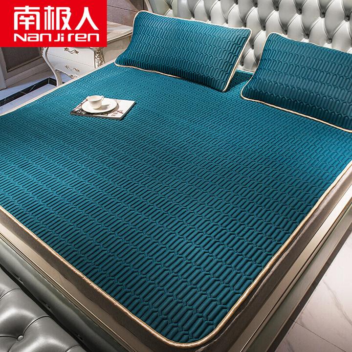 2024年冰丝凉席推荐:冰丝凉席与传统凉席相比哪种更好用?哪个牌子好!