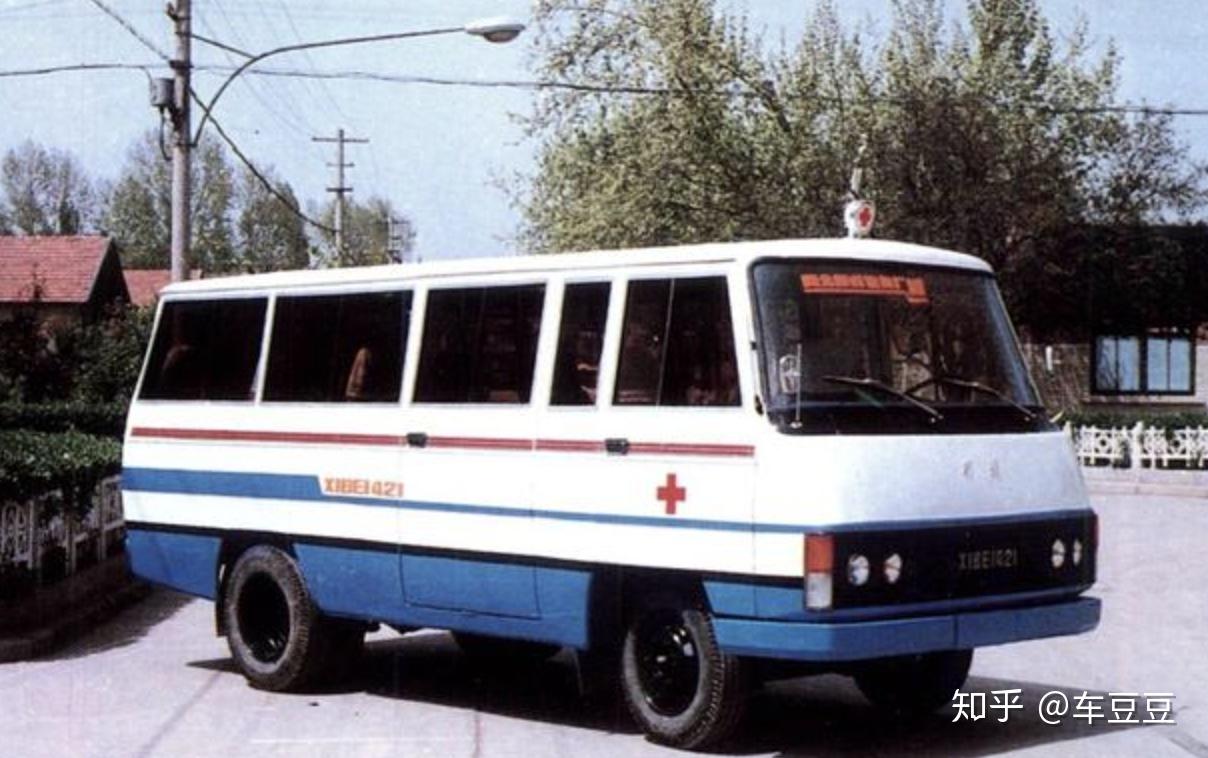 中国第一辆救护车图片