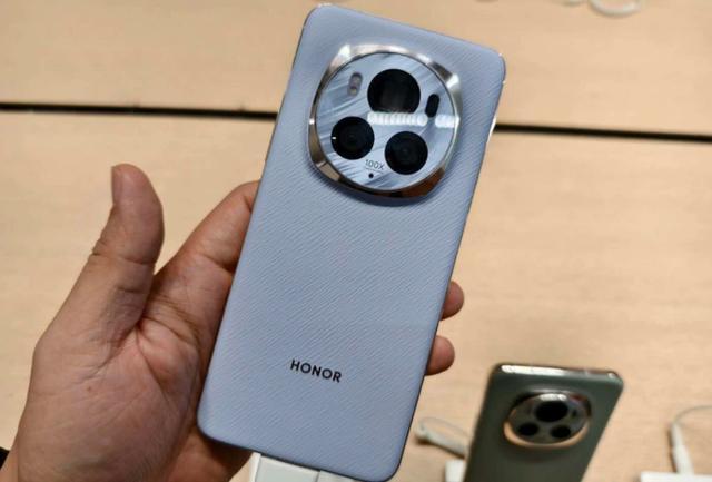 乱套了荣耀magic6系列售价大跳水才发布两个月