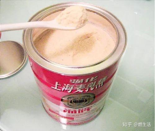 90年代真真:别看我是90后,但家庭条件不好,喝奶粉也是一件比较奢侈的