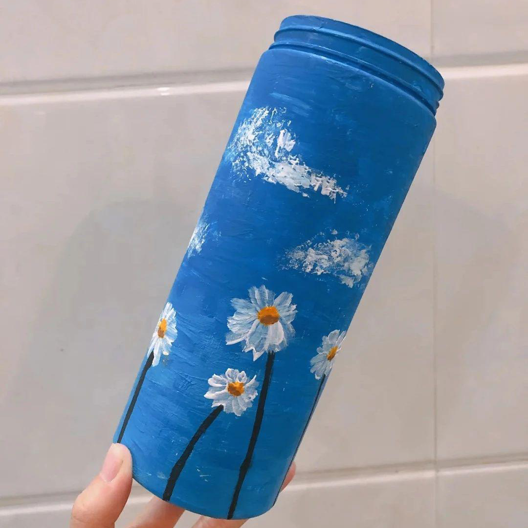 洗衣液瓶子太单调也可以发挥想象力创作起来哦~在护手霜上作画把它