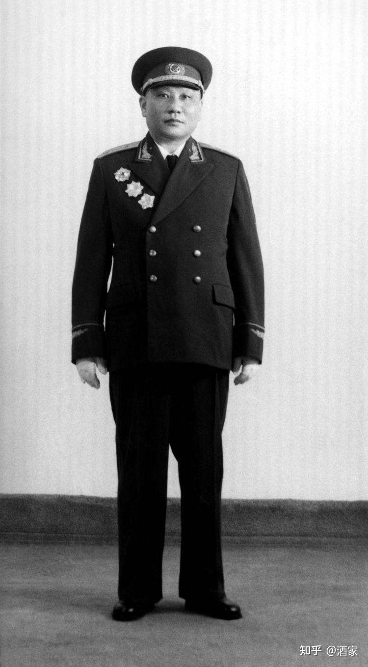 开国将军中,哪位最有故事? - 知乎