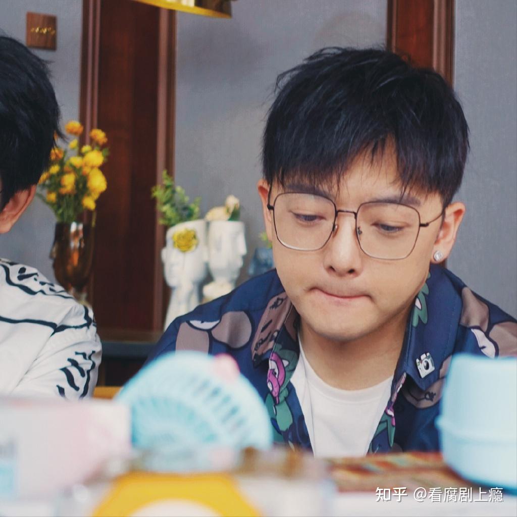 说说边江工作室的那些大帅哥们,有的痴,有的憨,有的. - 知乎