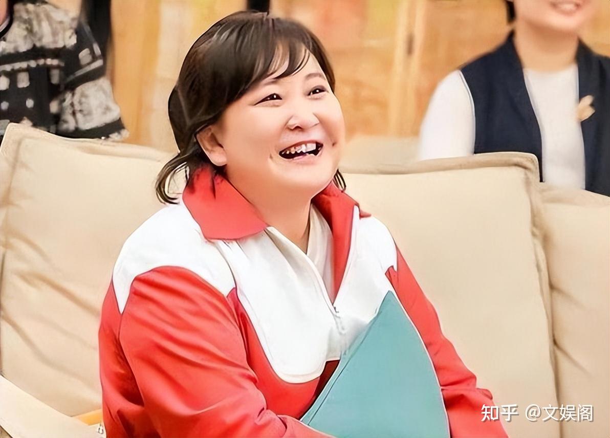 从小剧场演员到知名女导演,贾玲的逆袭,究竟靠的是什么? - 知乎