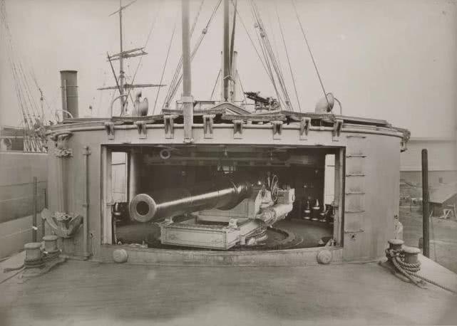 关键在于蚊子船原本设计就是水炮台,如果按照这个标准来评价,这单一