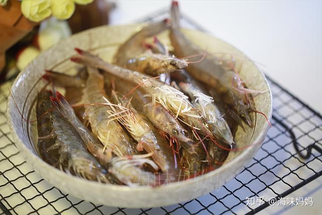 海味媽媽的做法:隔水蒸基圍蝦---recipe 食譜