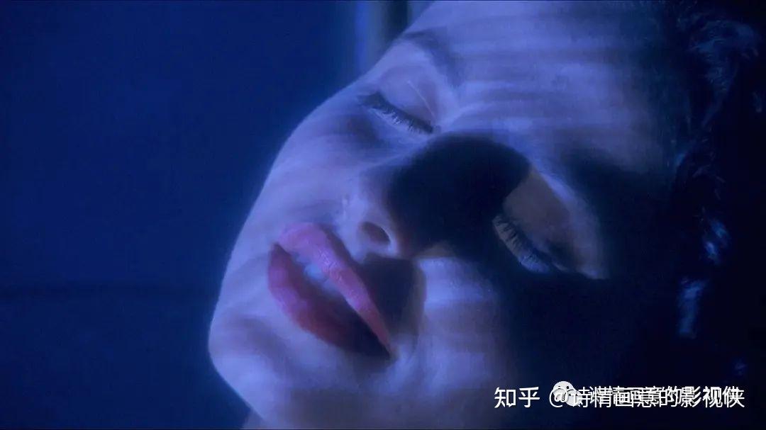 丁度大胆之作《不知不觉诱惑你》:少女恋上母亲情人 - 知乎