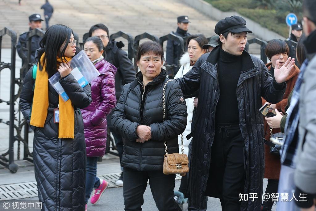 林生斌父亲身份曝光,引网友诸多猜疑,朱小贞的决定是关键所在? - 知乎