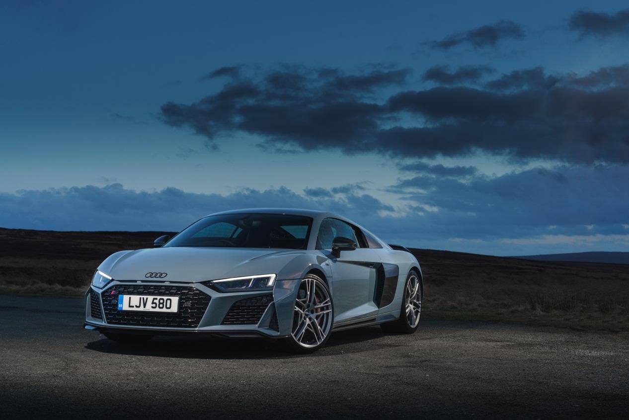 吸气野兽as i write, hundreds of men and women with unnecessary