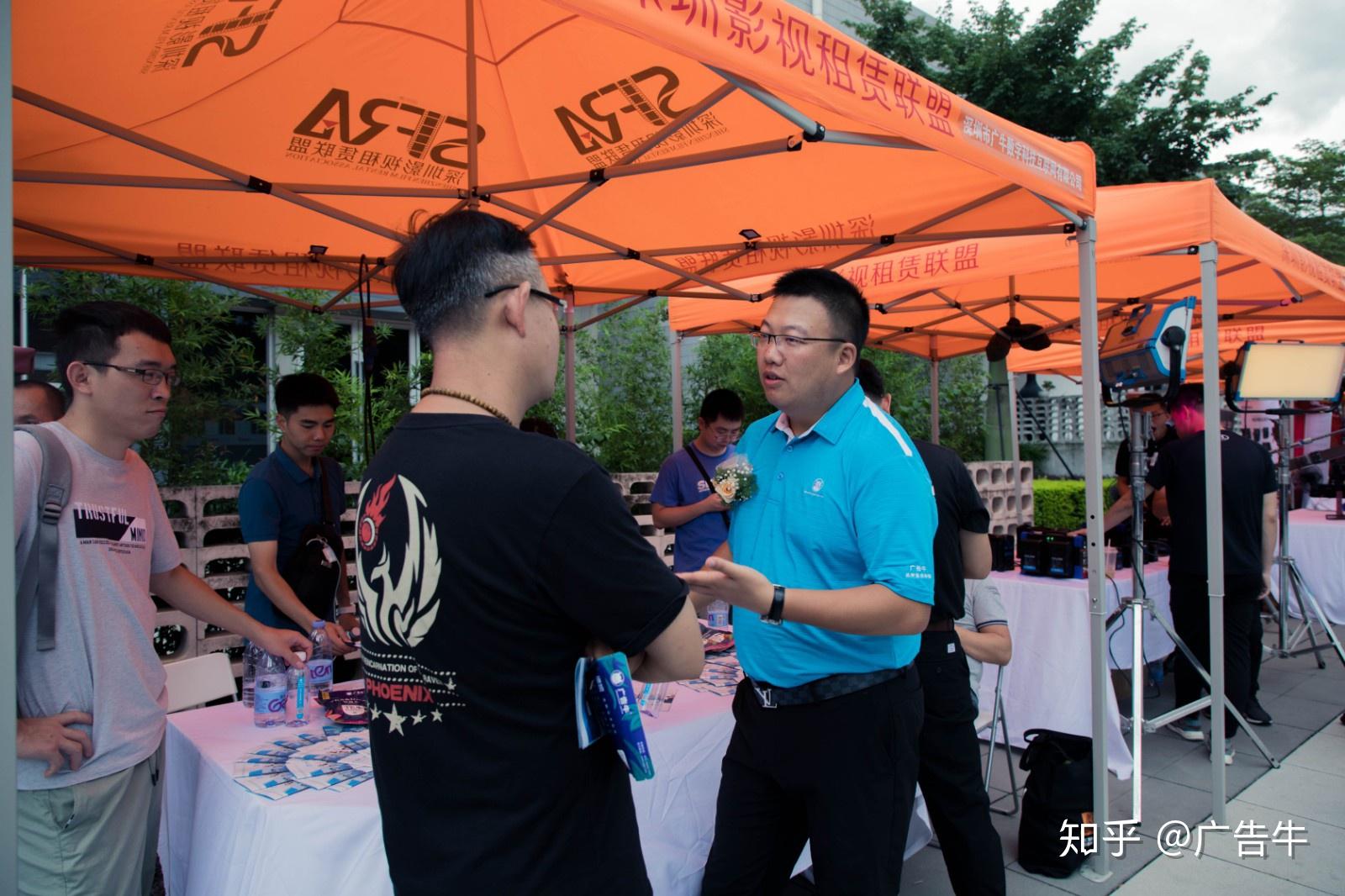 一场影视技术交流专题讲座,并邀请了香港hksc电影摄影工会余国炳老师