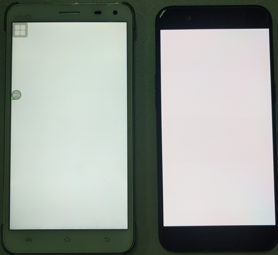 OPPO R11屏幕显示效果怎么样,和一加5是不是