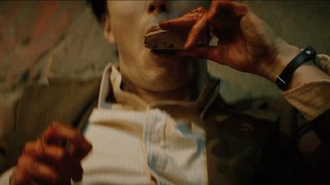 《雷恩菲尔德》血浆够、笑点足,这个另类吸血鬼故事足够变态!