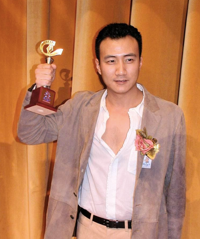 这次,胡军人设崩的真彻底啊...... - 知乎