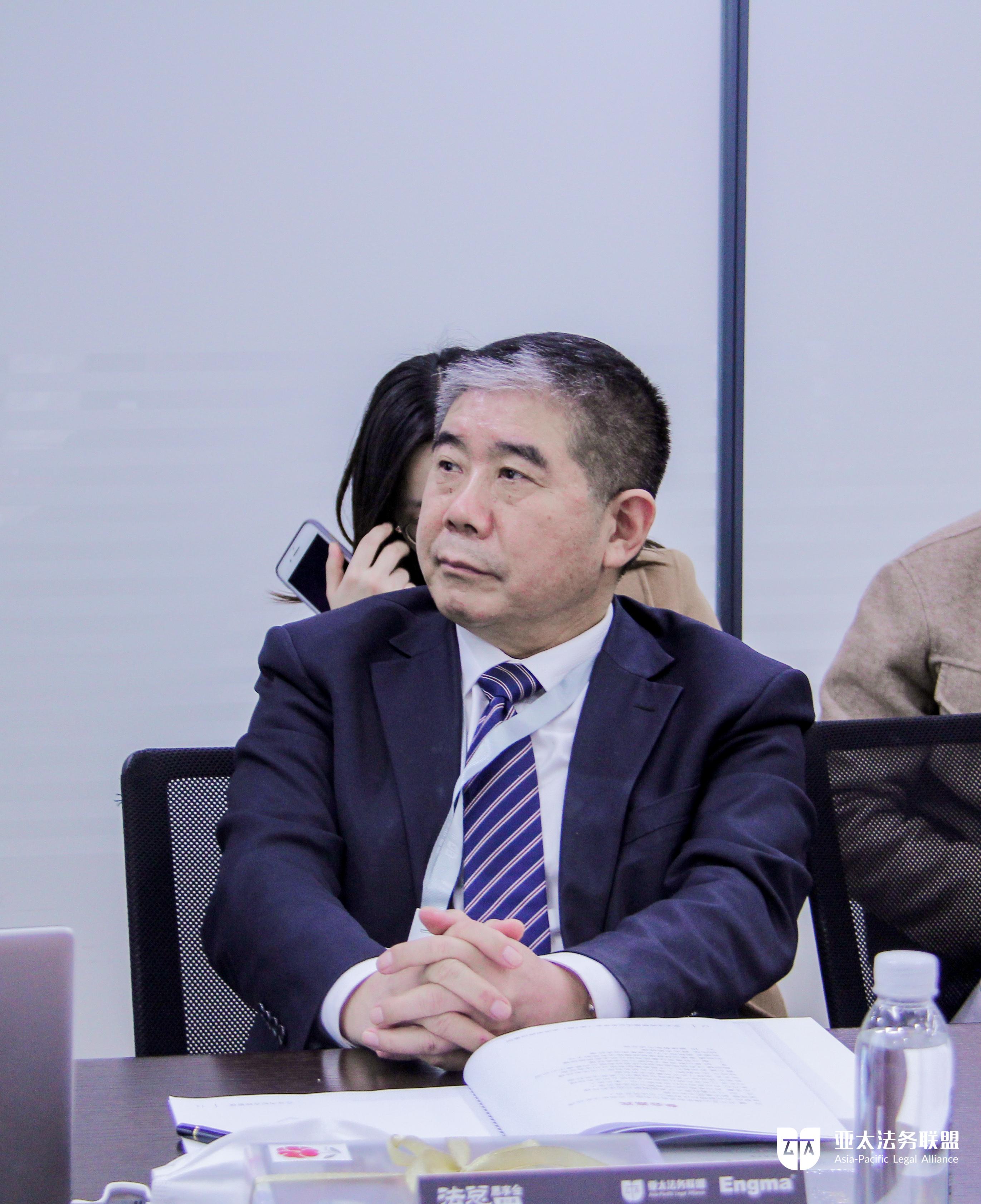 资深刑事辩护律师,北京大成(苏州)律师事务所刑事部主任李晓明从理论