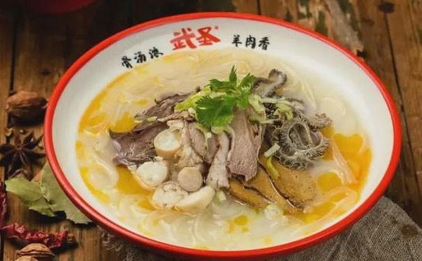 武圣羊汤成功是熬出来的