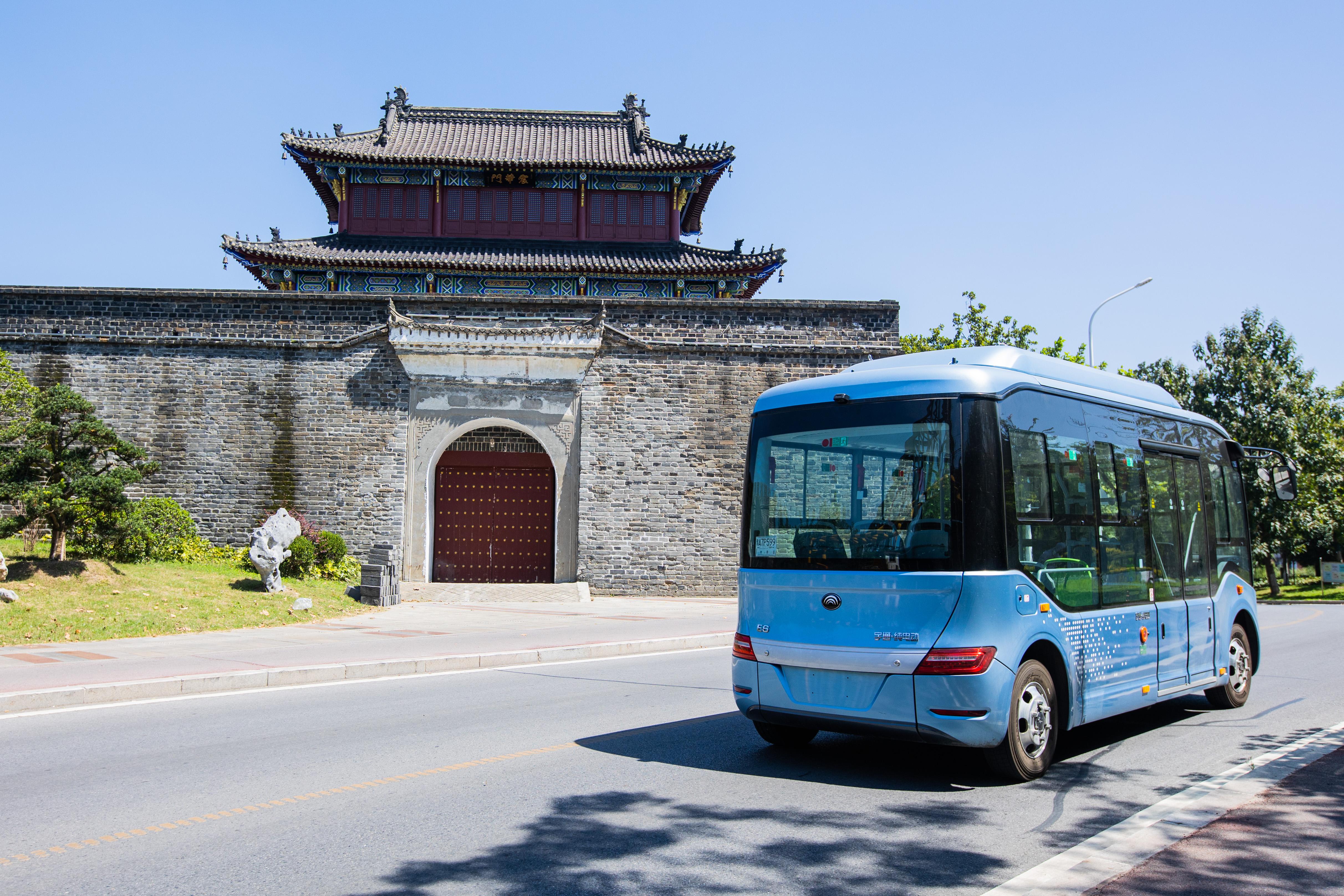 邂逅襄阳 社区出行微巴宇通e6s全国巡展襄阳站