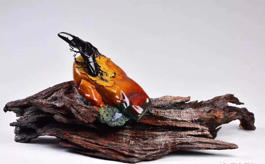 2018《华表奖》落幕,现场玉雕作品估值过乙-2018年中国华表奖最佳男演员奖