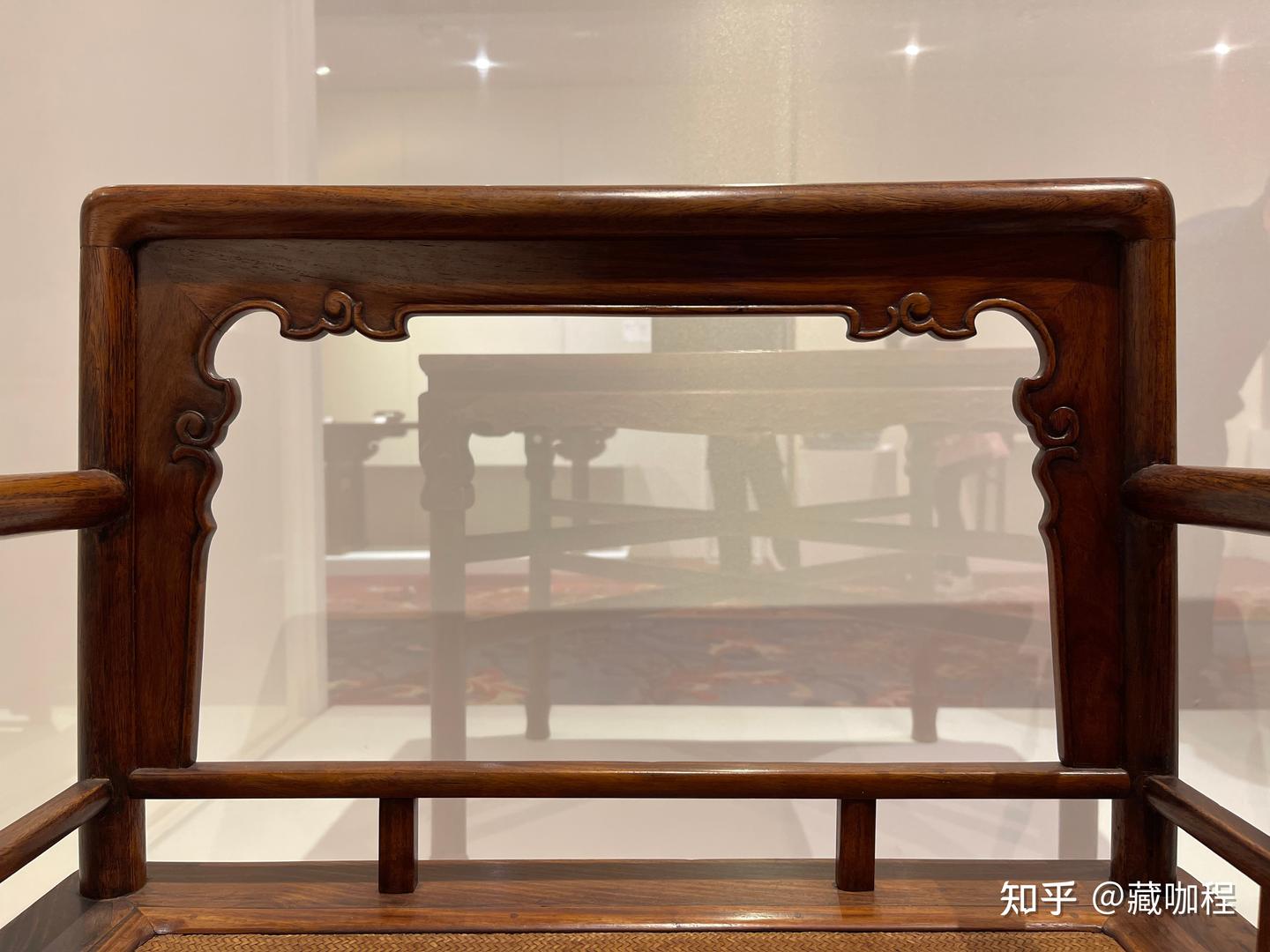 券口靠背、雕花扶手,混搭造型黄花梨玫瑰椅 - 知乎