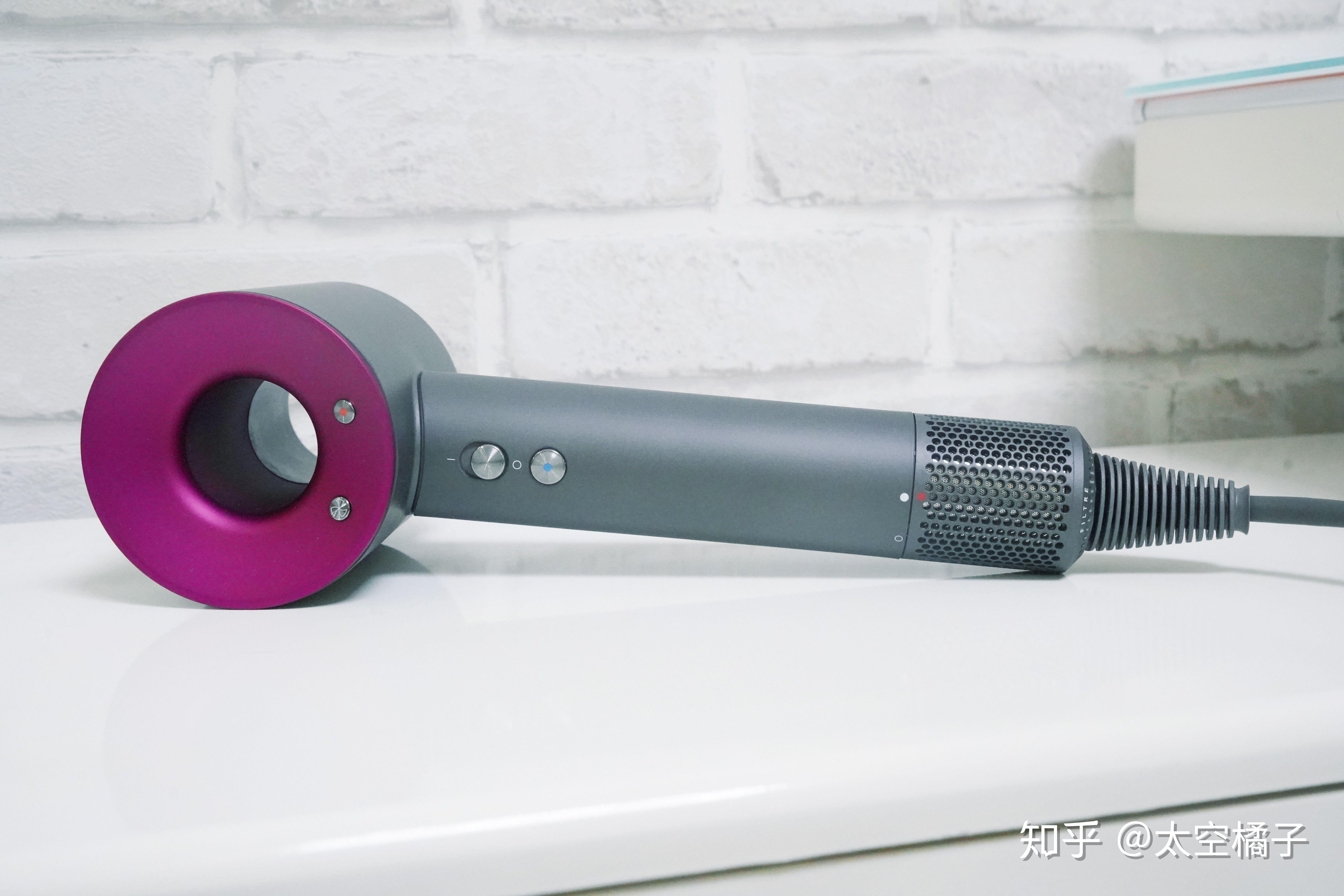 (1)戴森 dyson supersonic hd03 吹風機(到手價2090元,還送梳子)首先