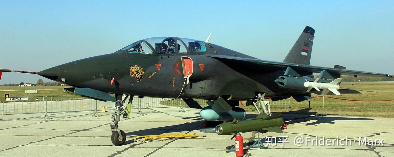 学〇救得了红龙人战争游戏红龙中的教练攻击机