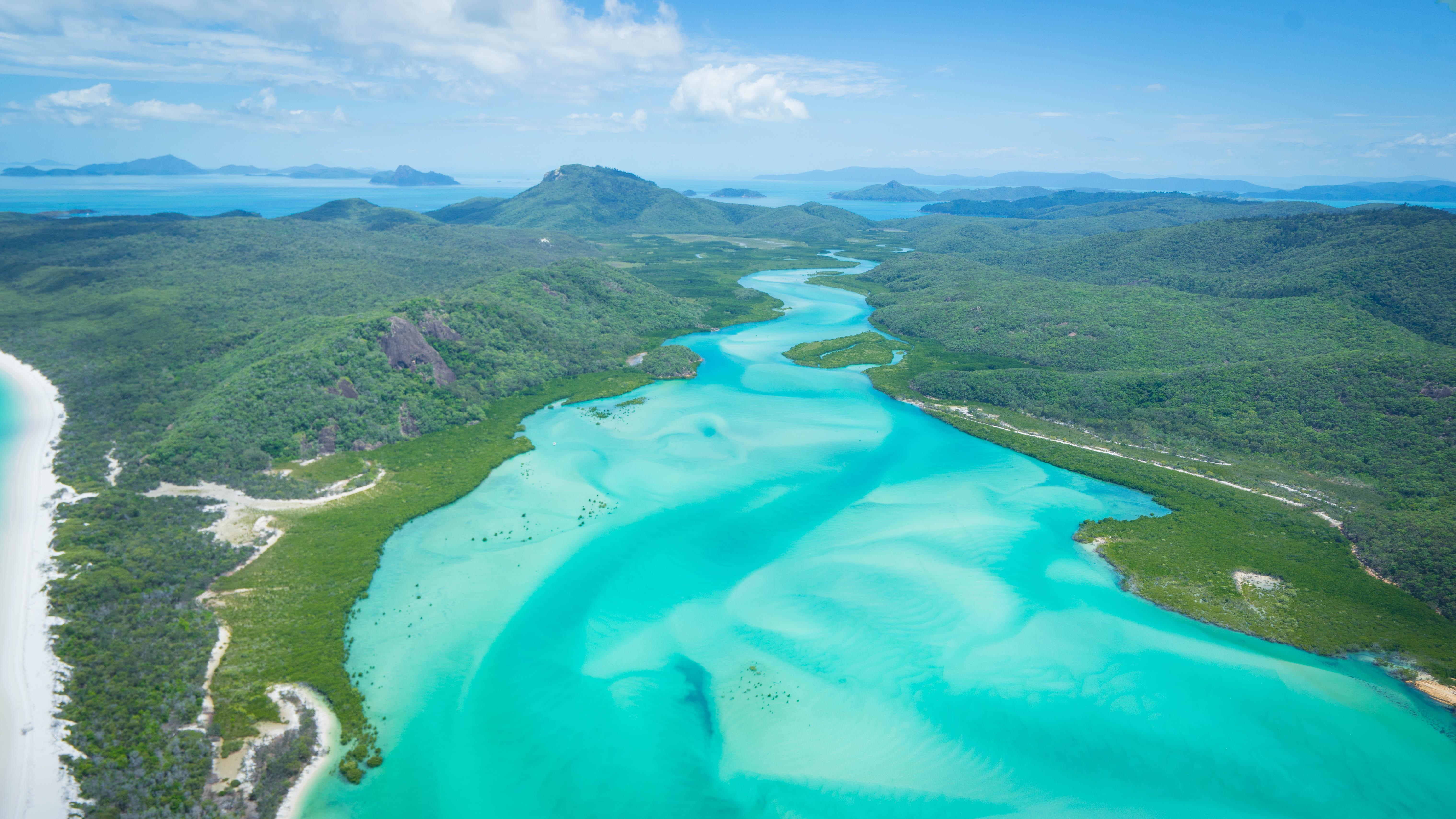澳大利亚大堡礁的心形岛 用一眼蓝，见证一世爱|大堡礁|心形|一世_新浪新闻