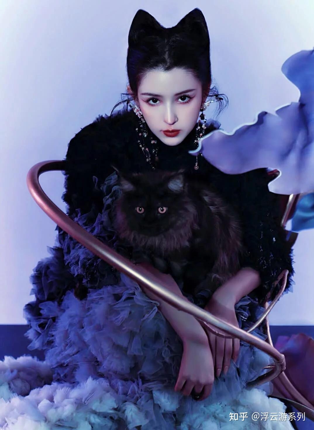 哈妮克孜性感狐仙写真,完美演绎一只妩媚的小狐狸,又仙又妖