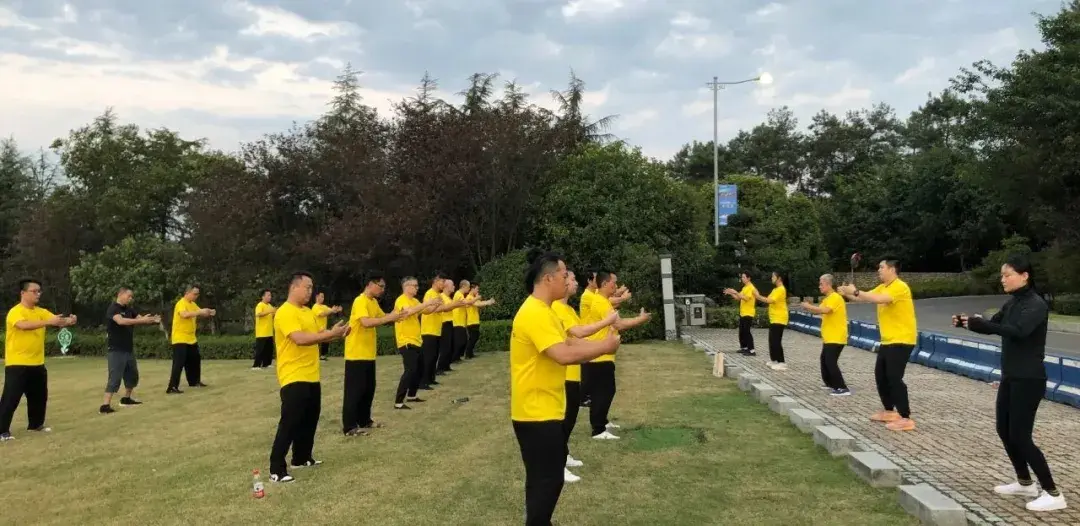 王芗斋先生谈站桩练功秘诀王芗斋站桩功