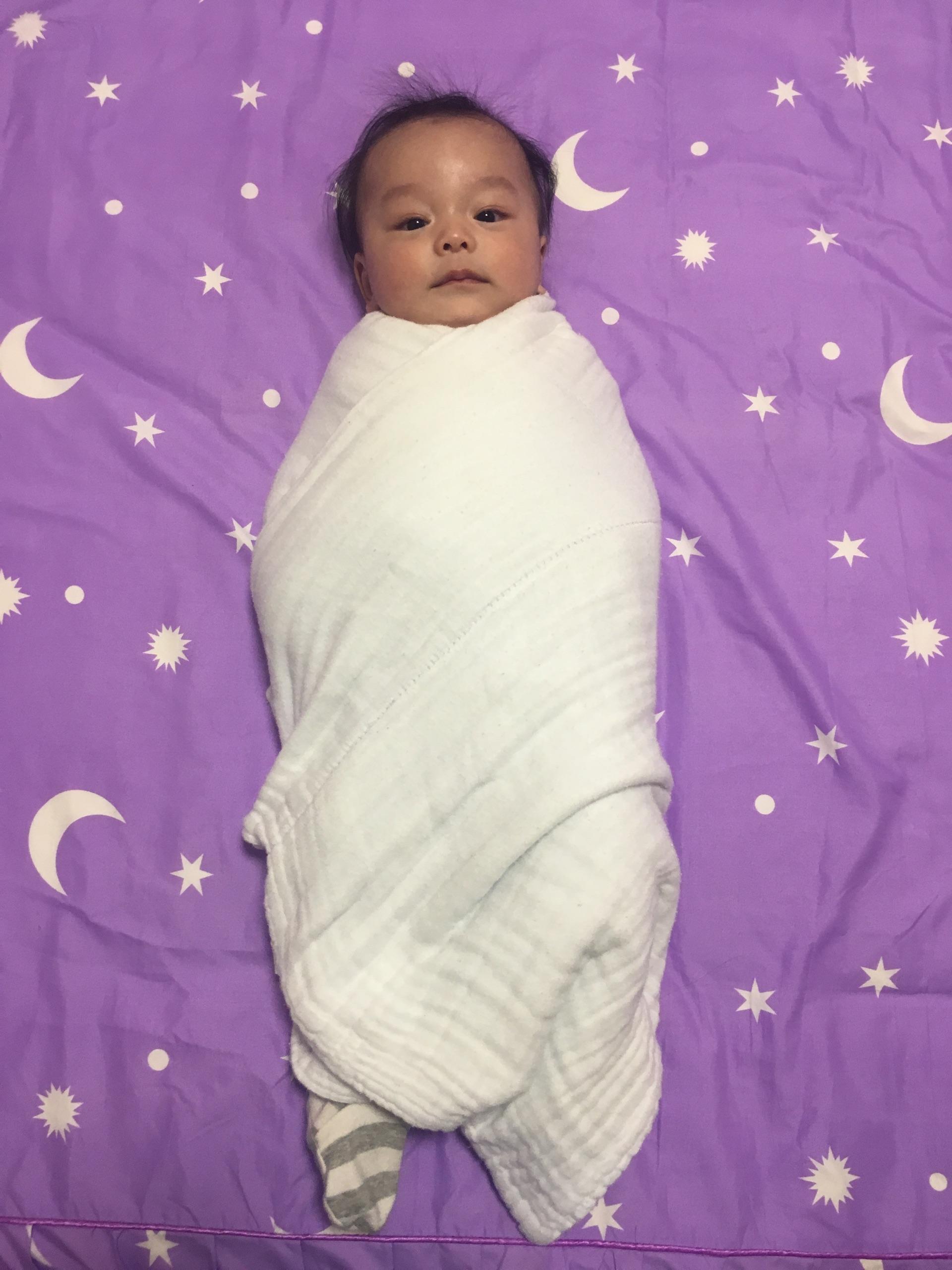 婴儿怎么趴比较容易放屁 v2-6022affa11753dc6402843d57d666f08_r.jpg