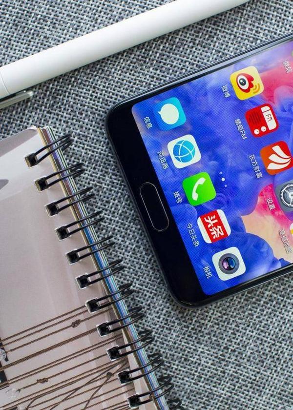 镜面玻璃异形全面屏huaweip20pro不能忽视的高颜值旗舰