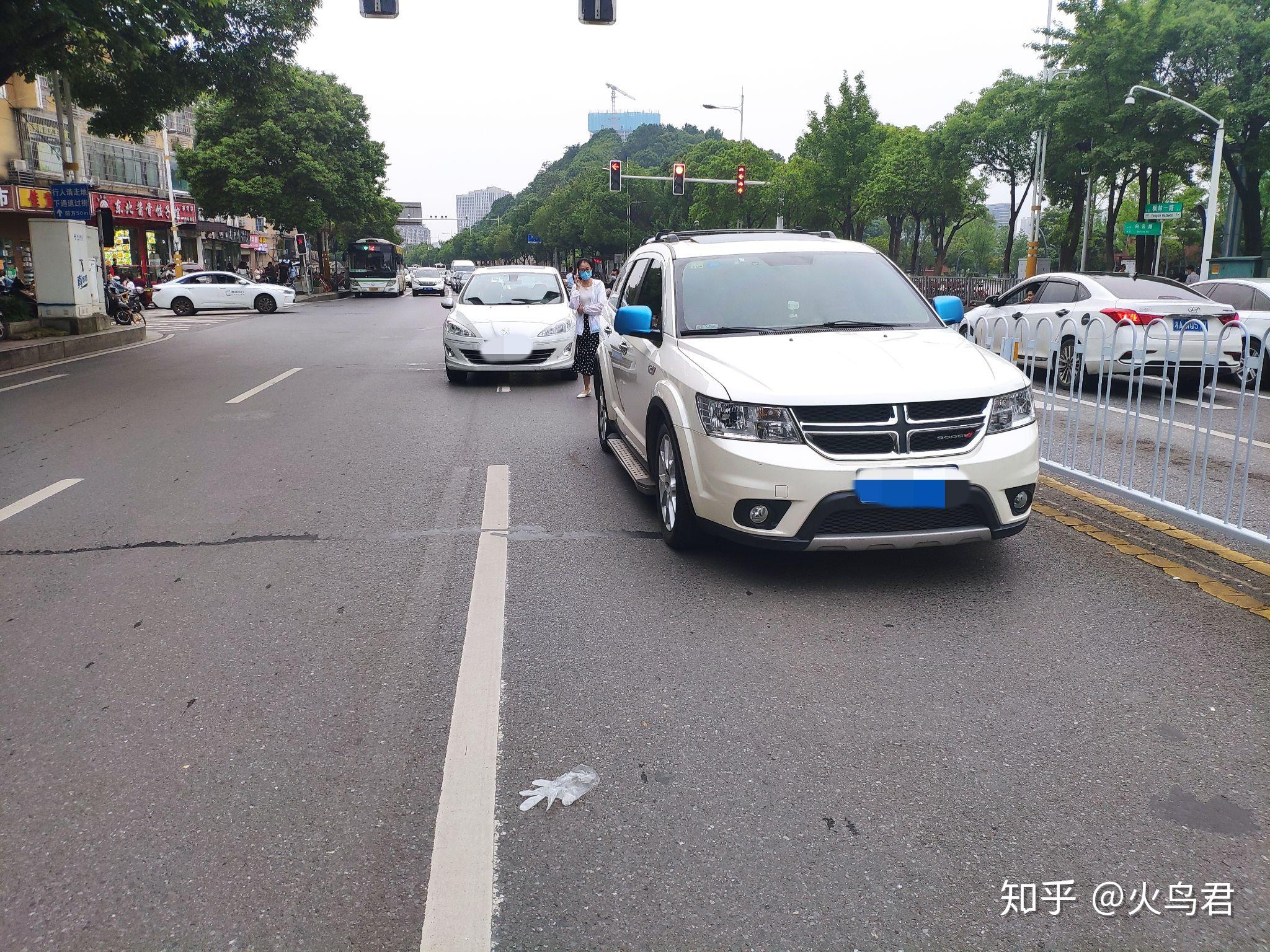 十字路口超車處罰是什麼