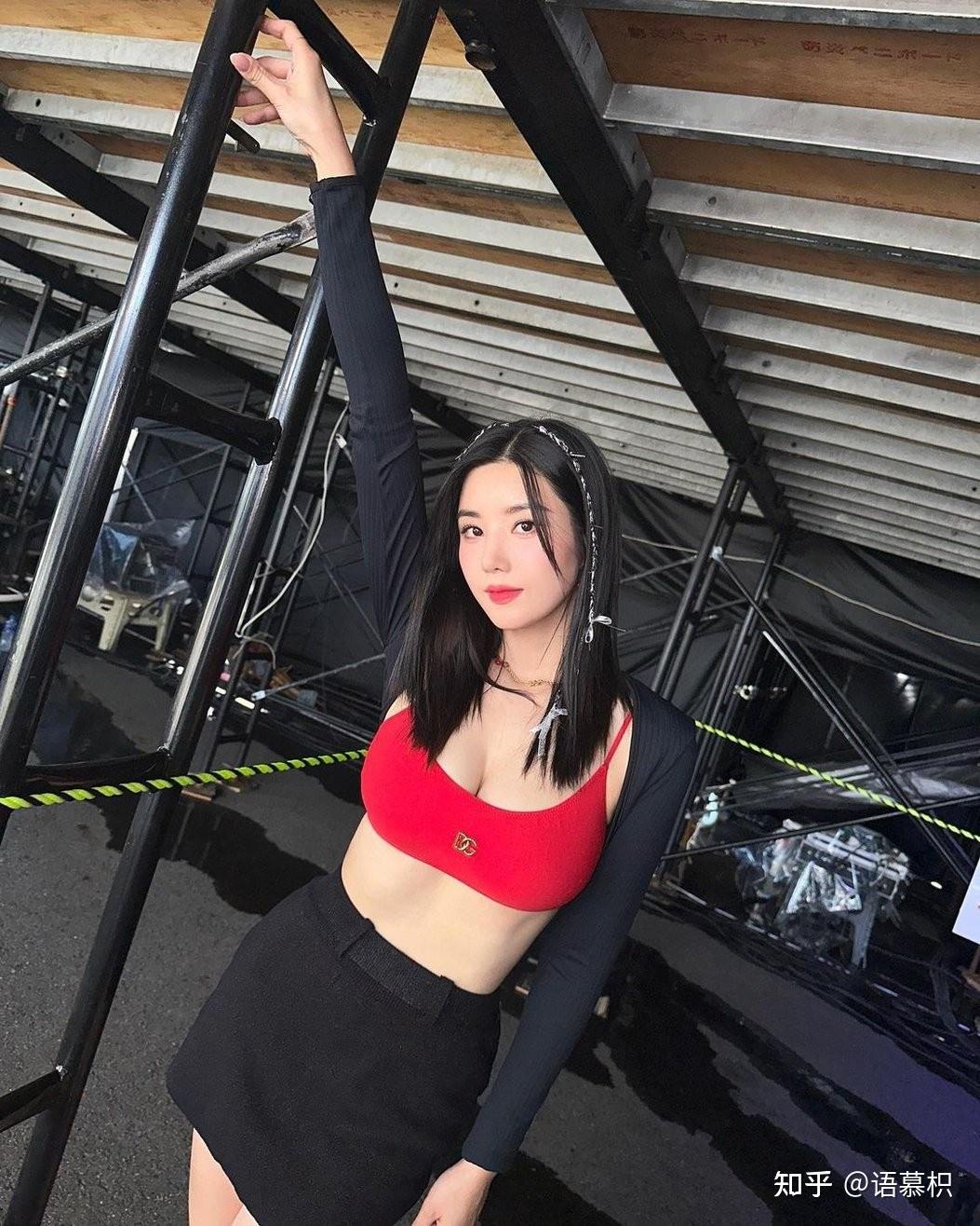 权恩妃成新一代性感女神！曾凭直拍封神，穿CK内衣辣度直逼Jennie - 知乎