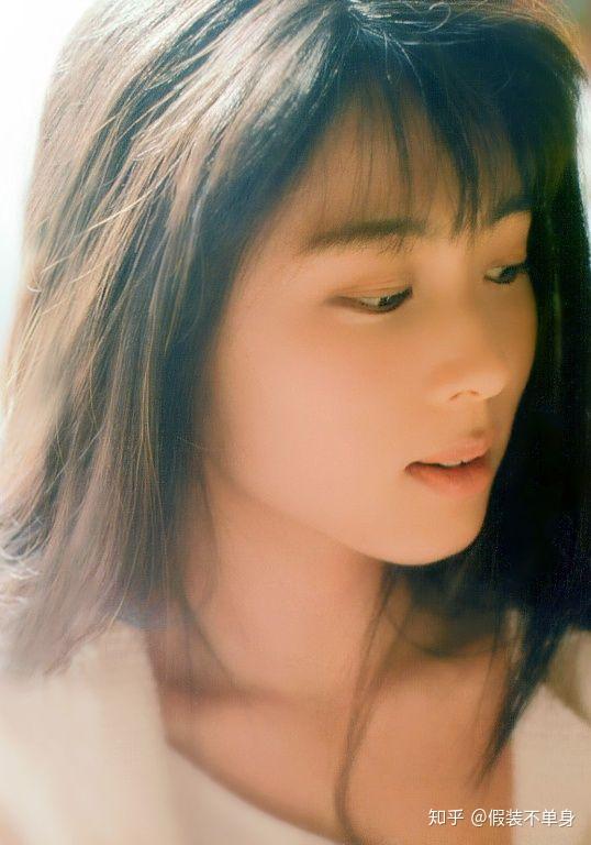 谁能分享一下坂井泉水的照片么