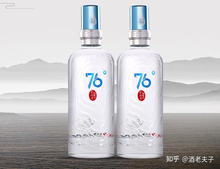 衡水老白干凭借高一度的优势,击败清河大曲,是老白干最烈的一款酒,属