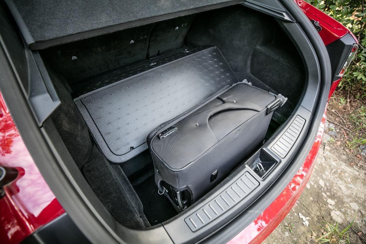 以「曲速」前进——试驾特斯拉model s p100d - 知乎