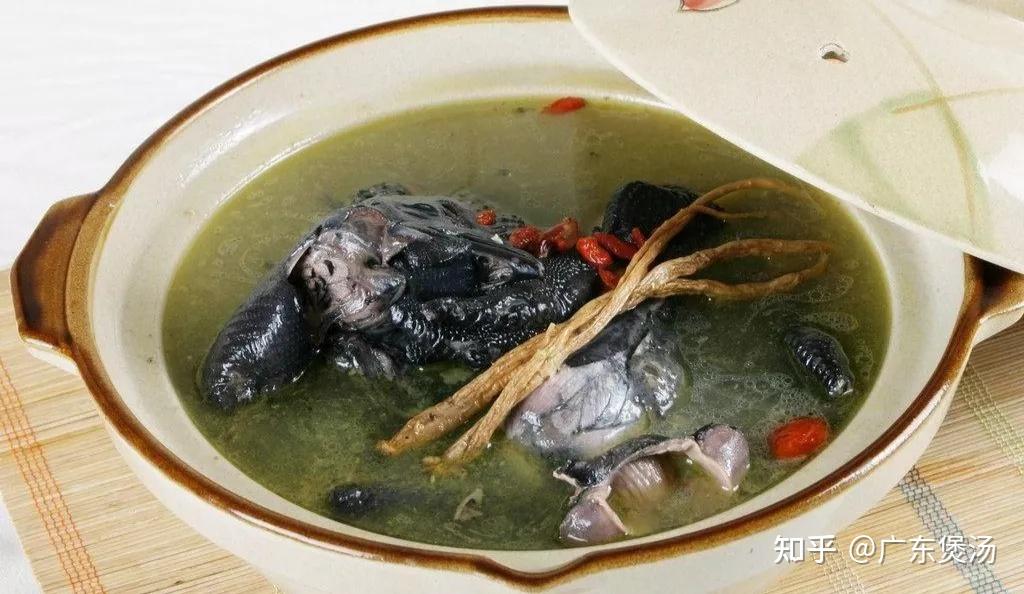 女生一定要学会的一道汤乌鸡白凤丸汤乌鸡白凤丸的煲汤方法与功效