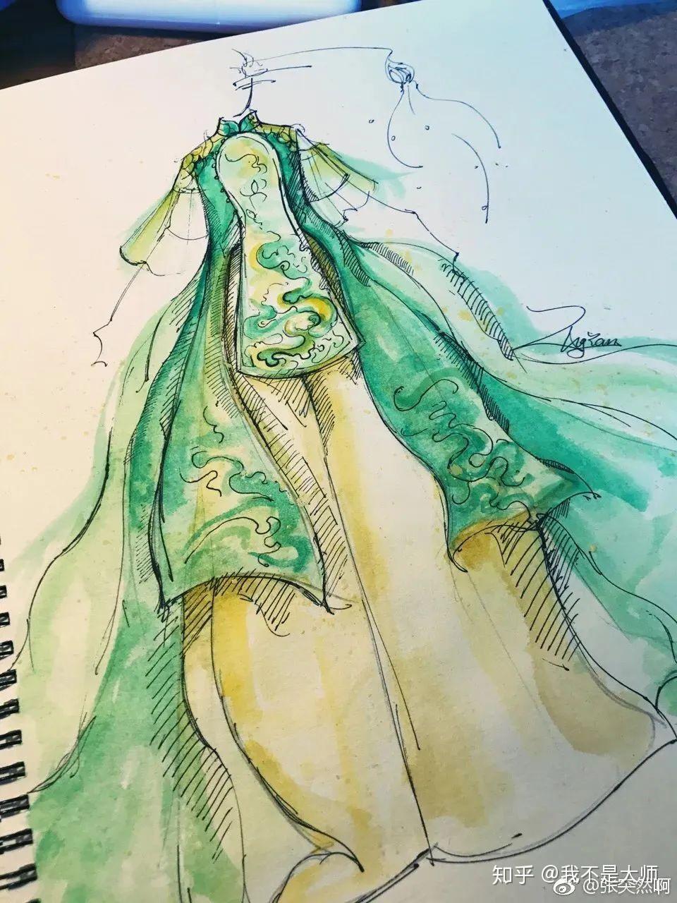 纽约时装周最年轻的华服设计师中国90后男裁缝用旗袍续写华服盛世