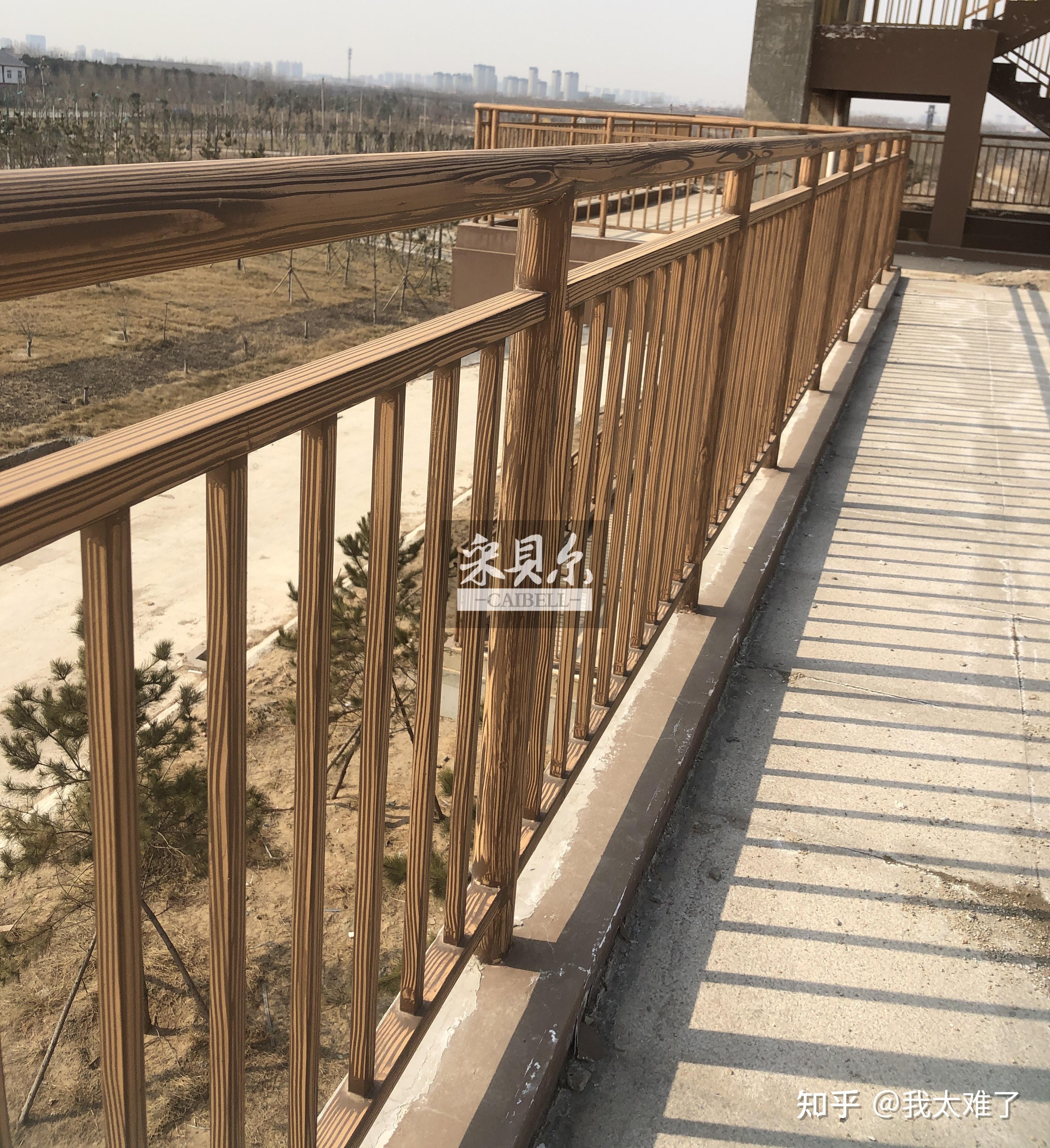 圆管护栏仿木纹效果-河北木纹漆施工队