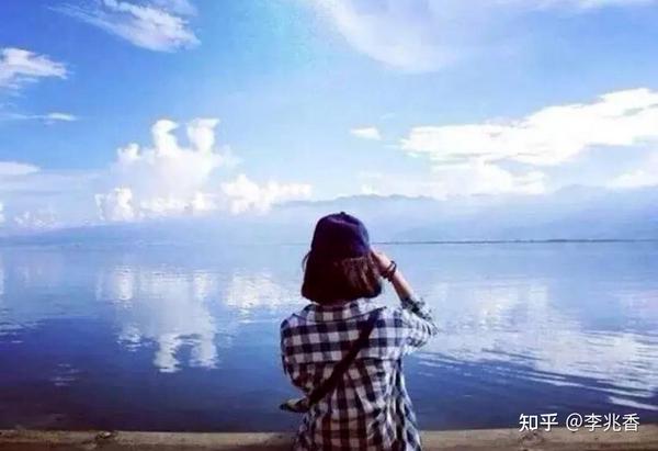 100个好听女生笔名(一百个女生诗意网名，个个唯美，你喜欢吗？)