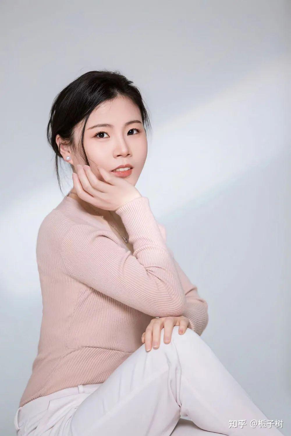 北京女生89年大学老师华中科技大学博士京户知性温婉包容谦逊