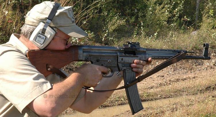 二战旧枪完整版 v2-628592503db691e6acac725a0ccc4ab3_1440w.jpg?source=172ae18b