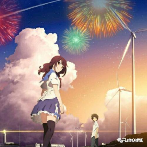 们就穿着浴衣扭搭扭搭的去提前排队占地,互相依偎着发个ins再来杯生啤