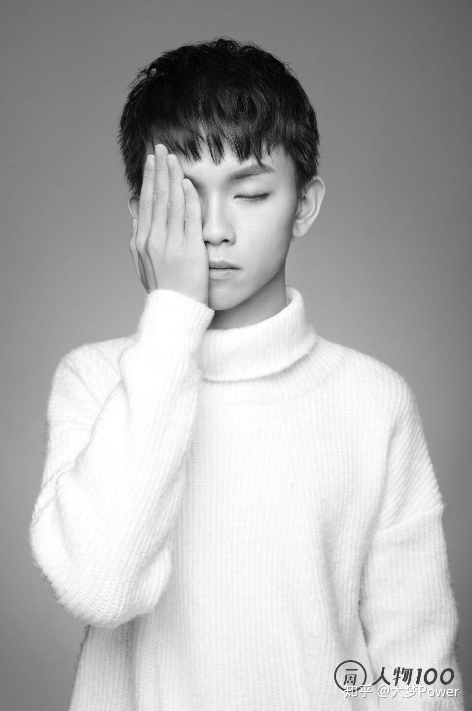 从普通大学生到奇葩说辩手陈咏开是怎么做到的